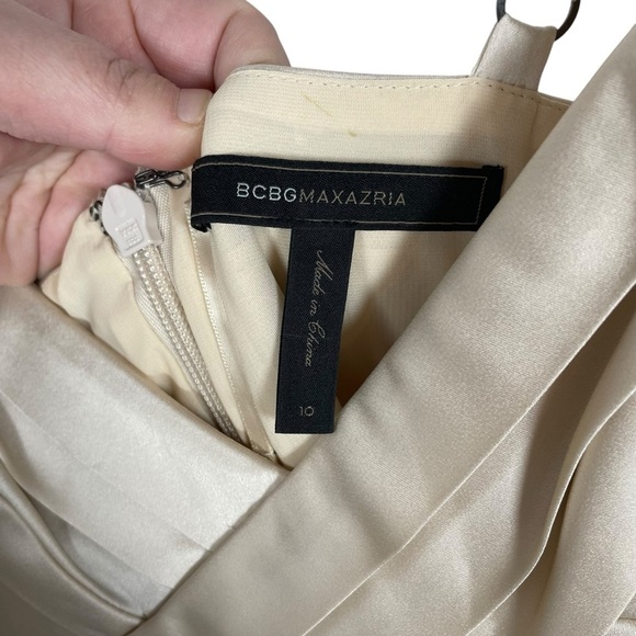 NWOT BCBG MaxAzria Satin Banded Mitzi Dress in Rose Whisper Ivory Size 10 - Picture 3 of 10